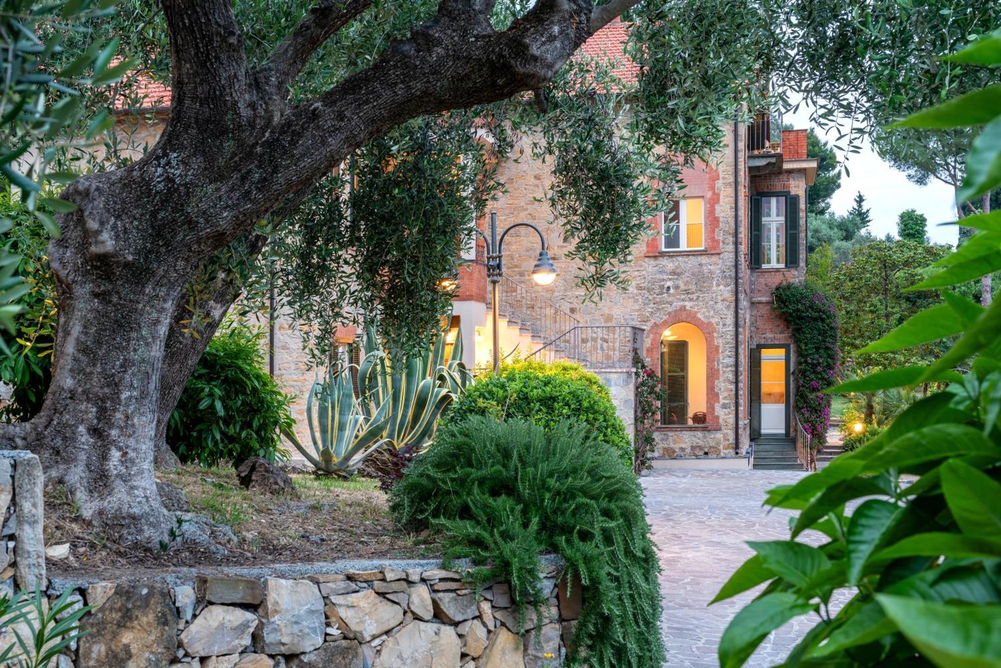 Villa Rappis Imperia Esterno foto